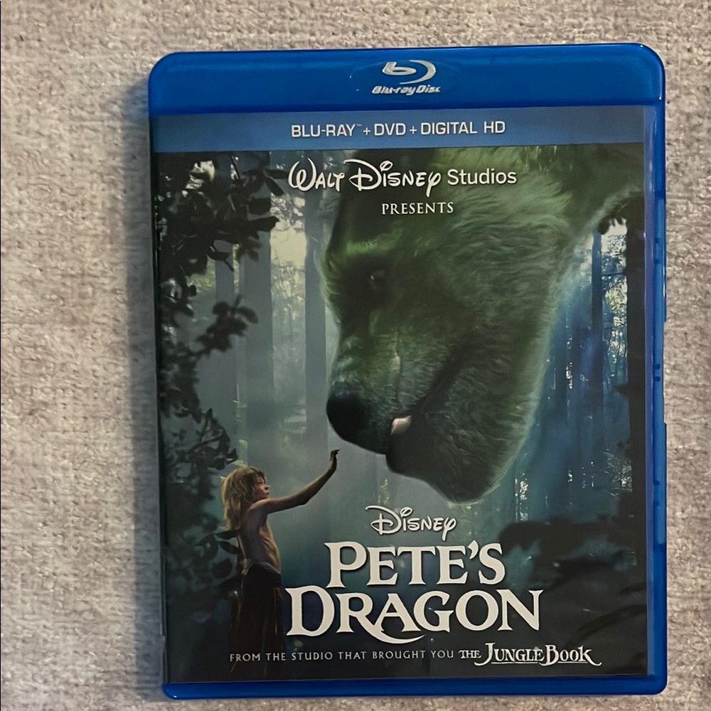 Disney Pete's Dragon Blu-ray - Blue Case